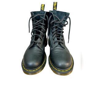 Doc Dr. Martens Women's Pascal Virginia Black Pebbled Leather Boots 13512 US 9